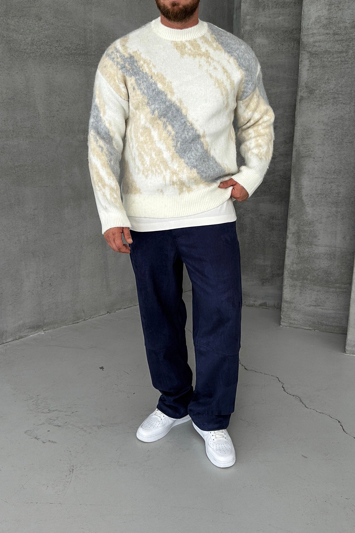OVERSIZED COLOURED KNITWEAR • CREAM