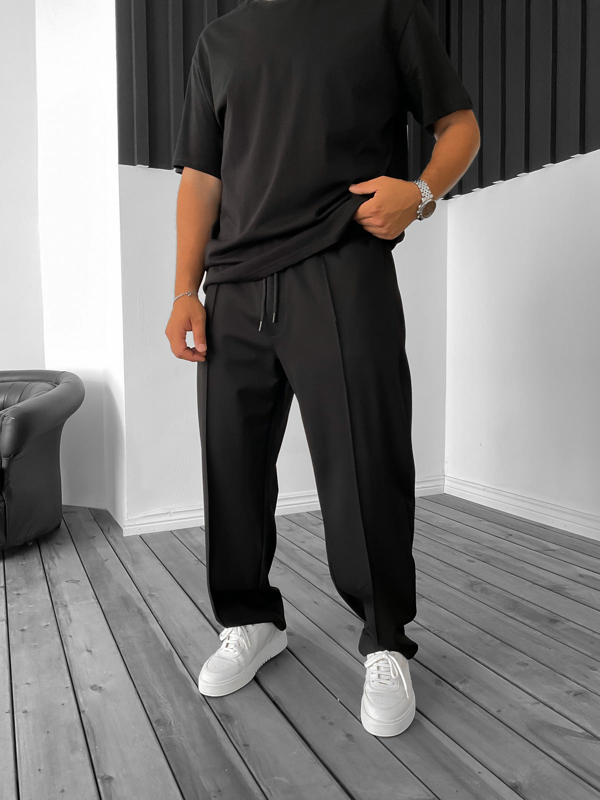 سراويل مخيط سوداء سوداء
