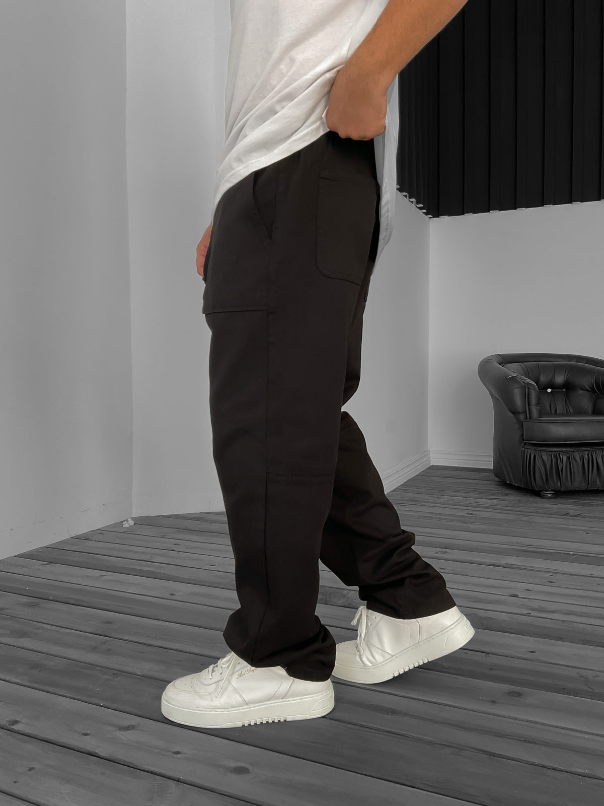 سراويل جيب كبيرة سوداء