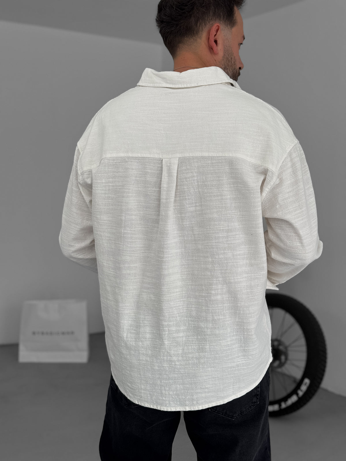 MUSLIN FABRIC SHIRT • WHITE