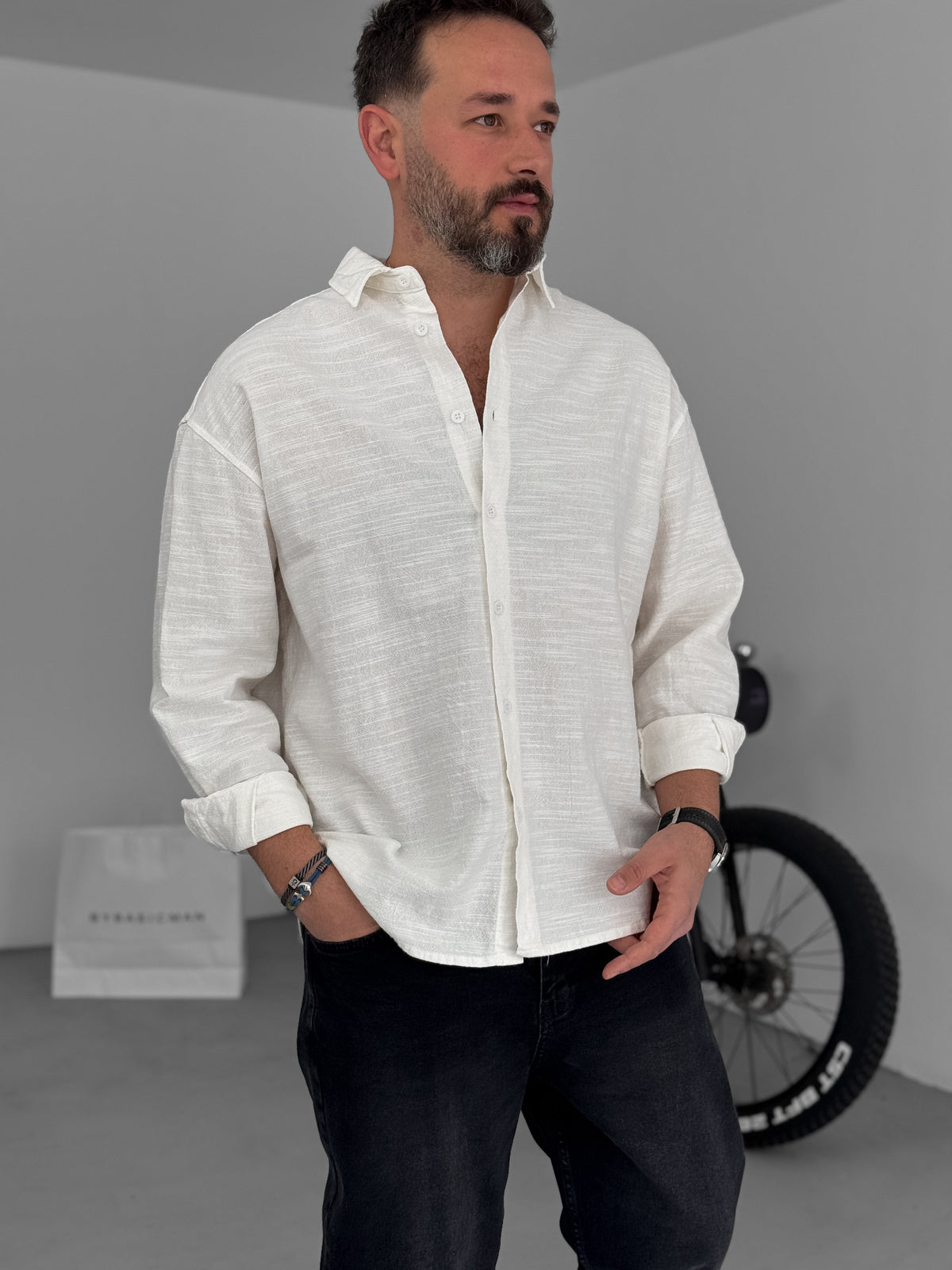 MUSLIN FABRIC SHIRT • WHITE
