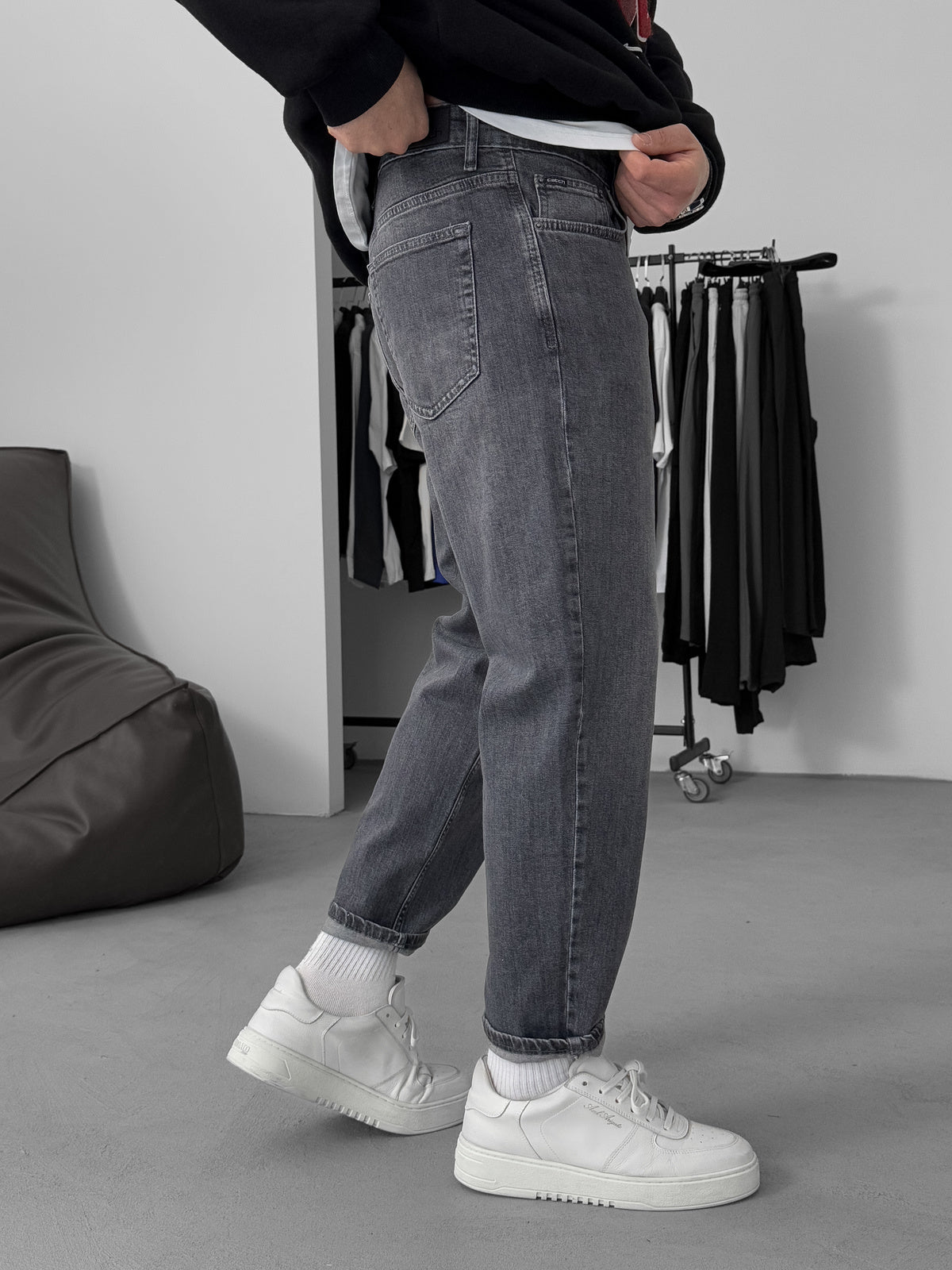 Grey Washed Jeans