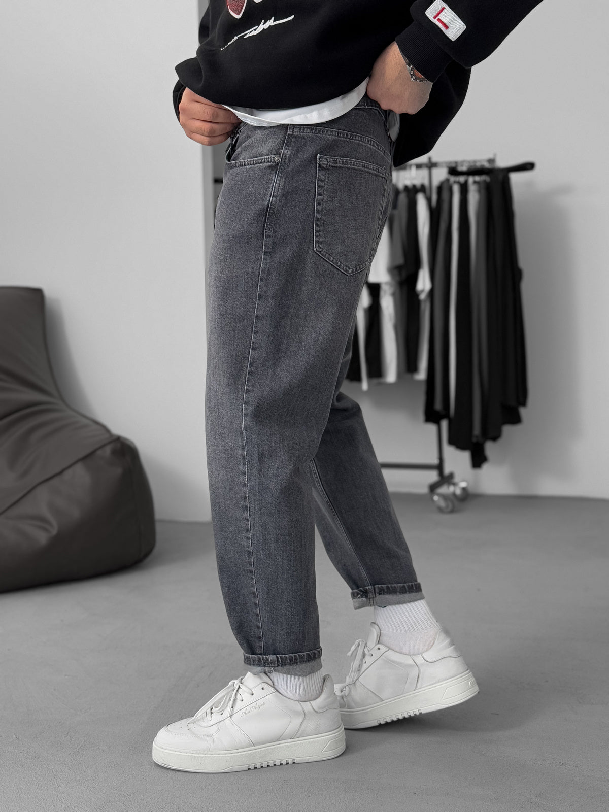 Grey Washed Jeans
