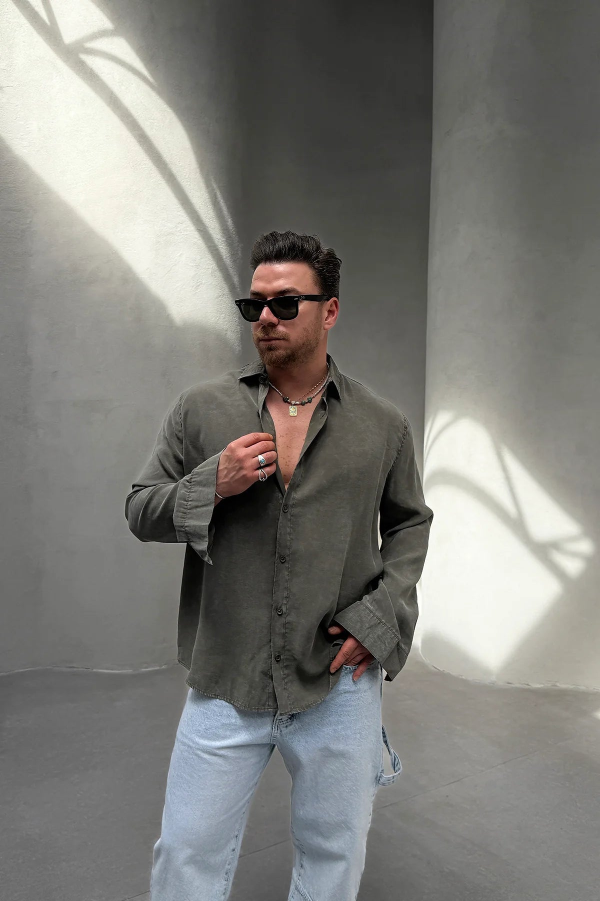 OVERSIZE WASHABLE SHIRT • KHAKI