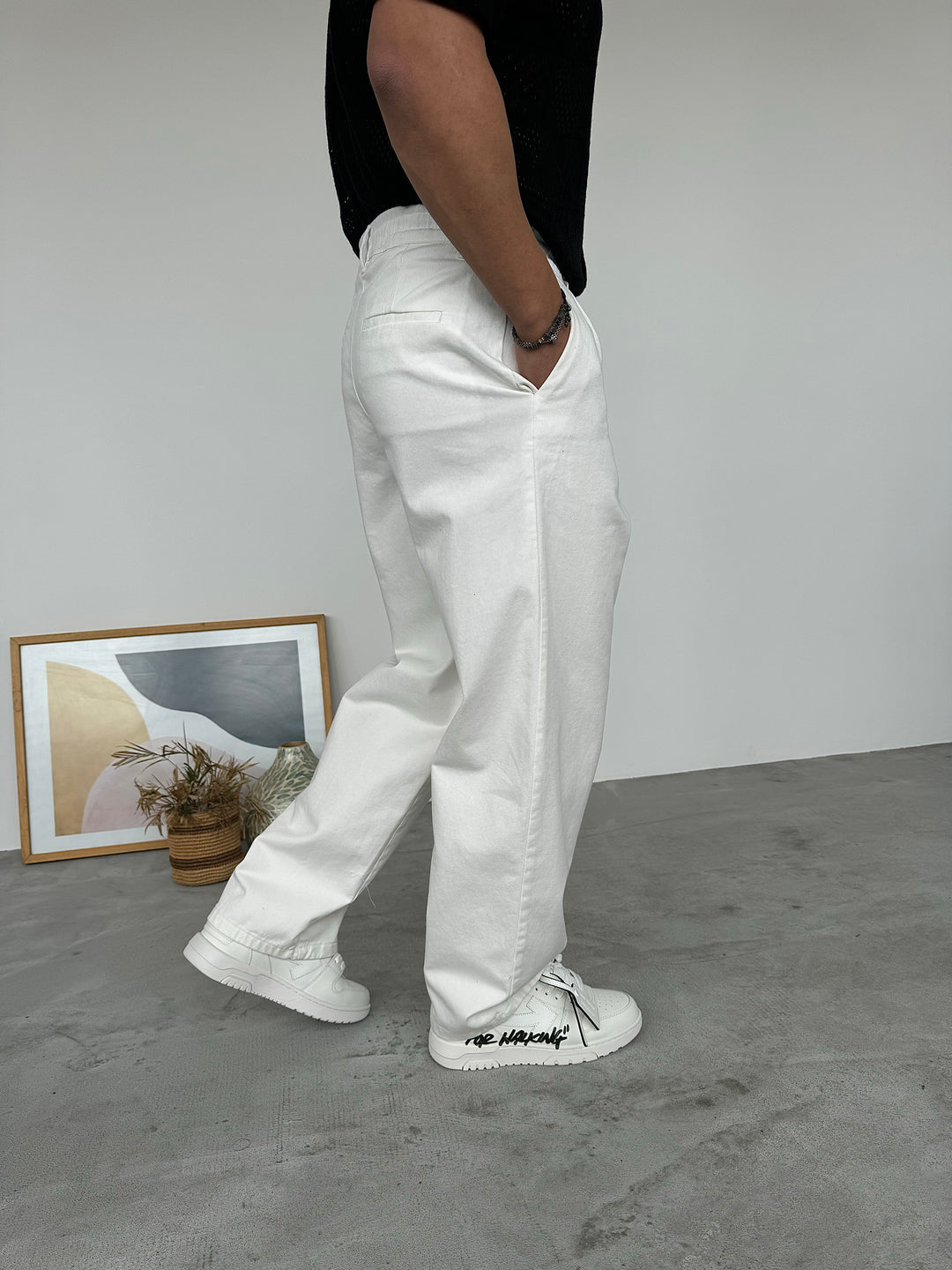 PLEATED STRETCH TROUSERS | WHITE