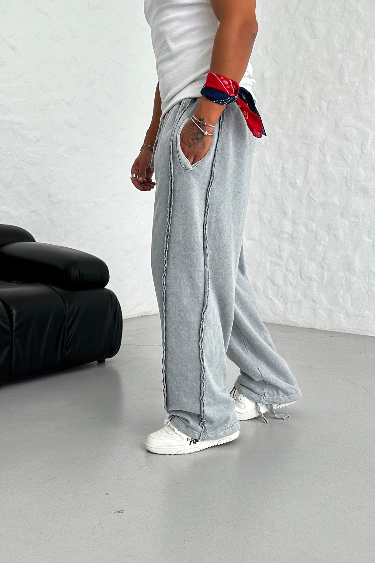 WASHABLE SPECIAL DESIGN SIDE STRIP DETAIL TRACKSUIT • GRAY