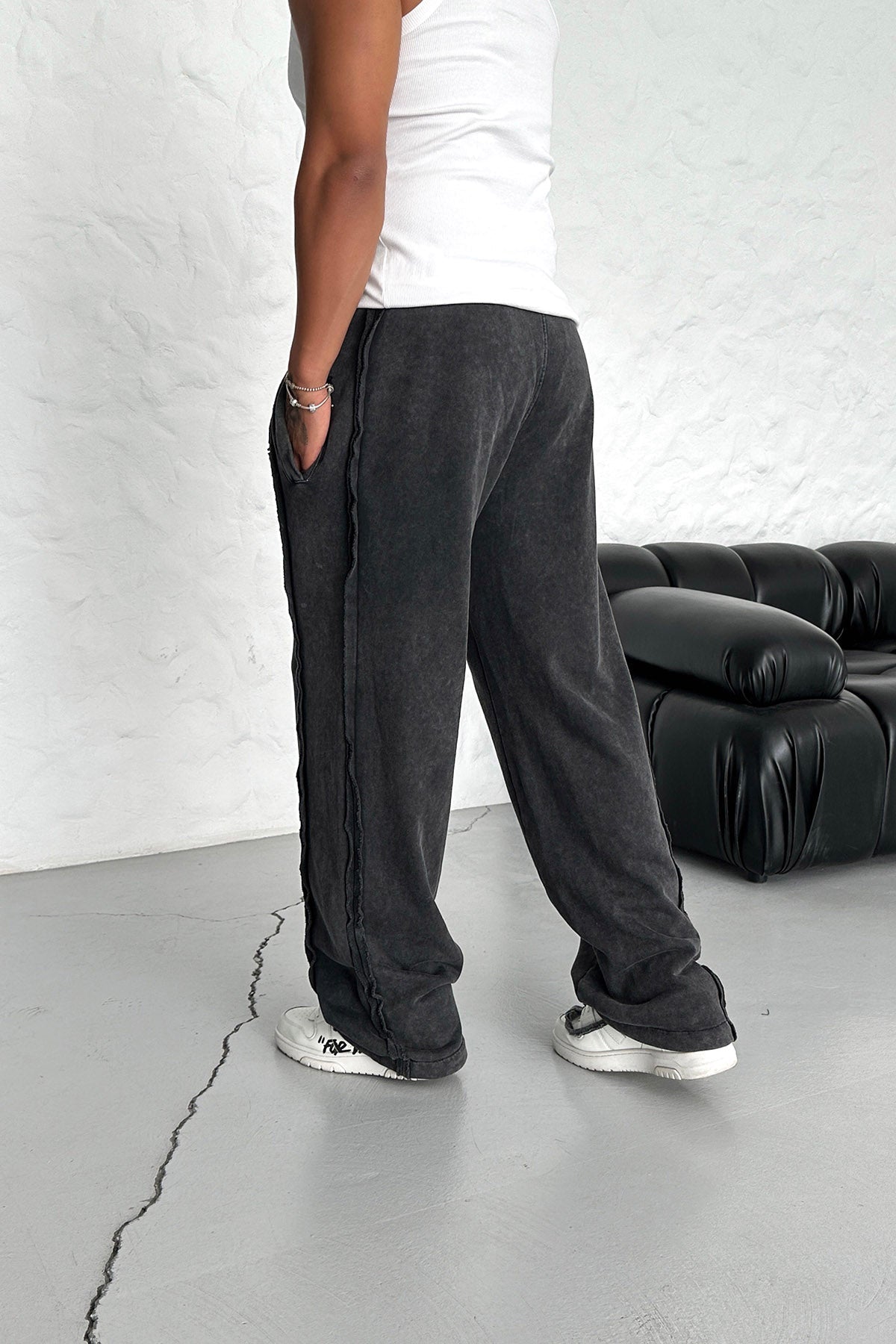 WASHABLE SPECIAL DESIGN SIDE STRIP DETAIL TRACKSUIT • DARK GRAY