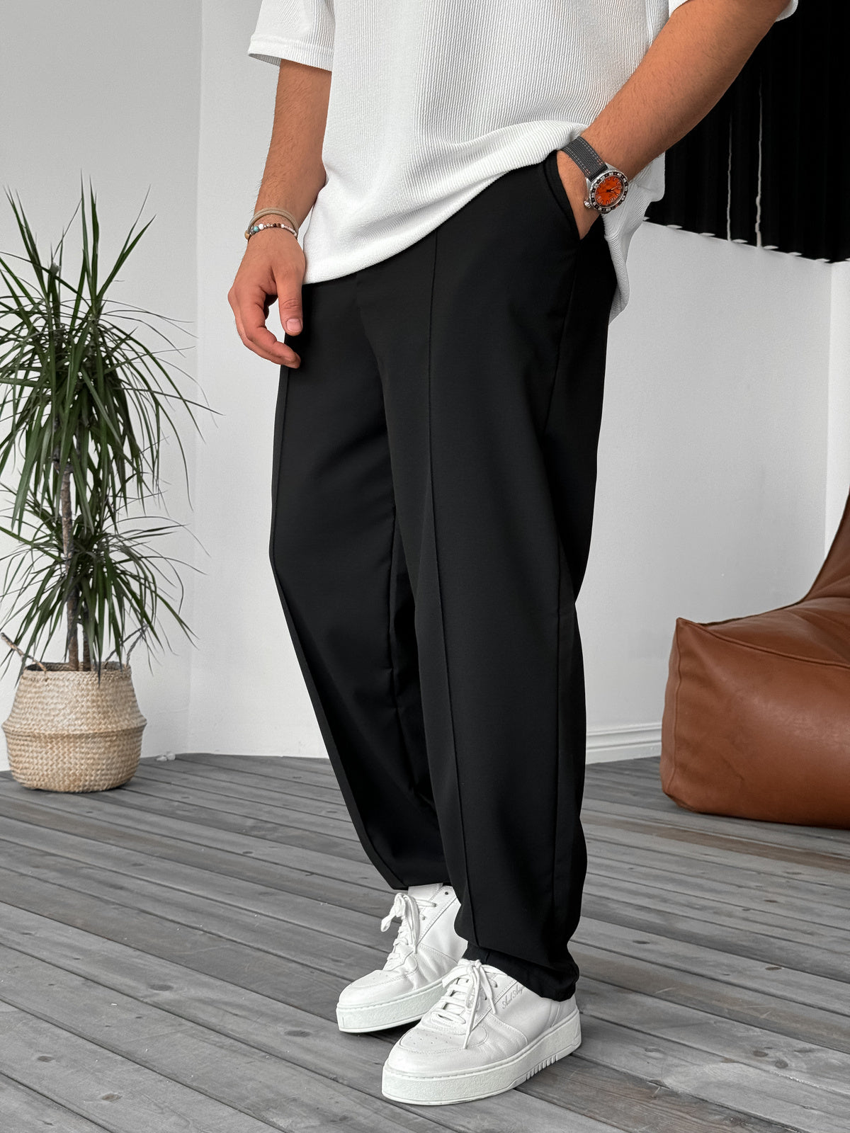 WOVEN FABRIC STITCH DETAILED TROUSERS • BLACK