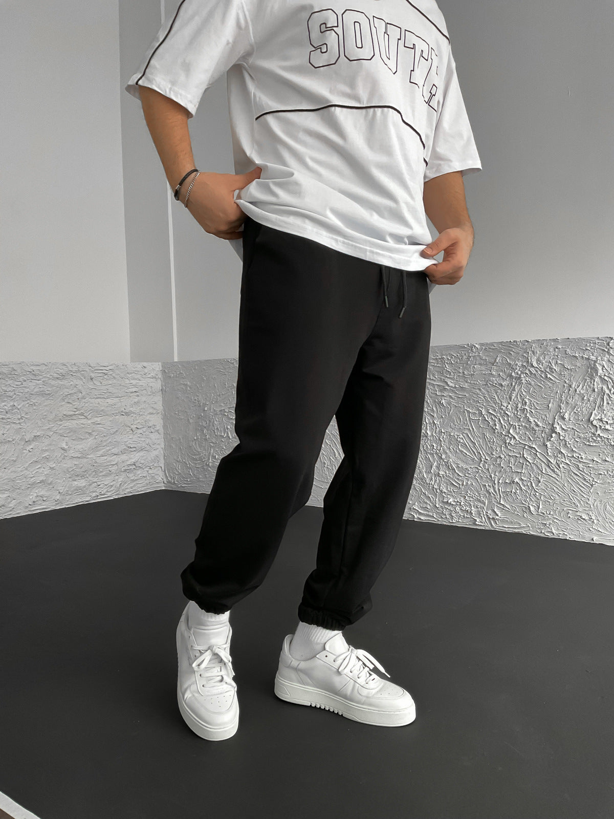 Basic Black Thread Elastic Tracksuit