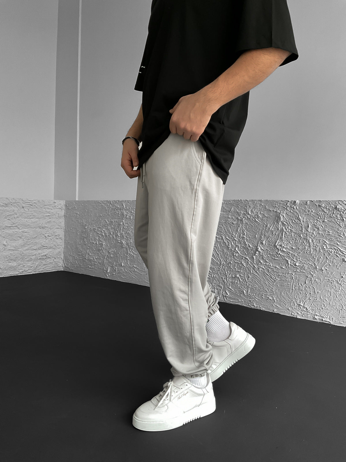 Basic Ice Grey Thread Elastic Tracksuit