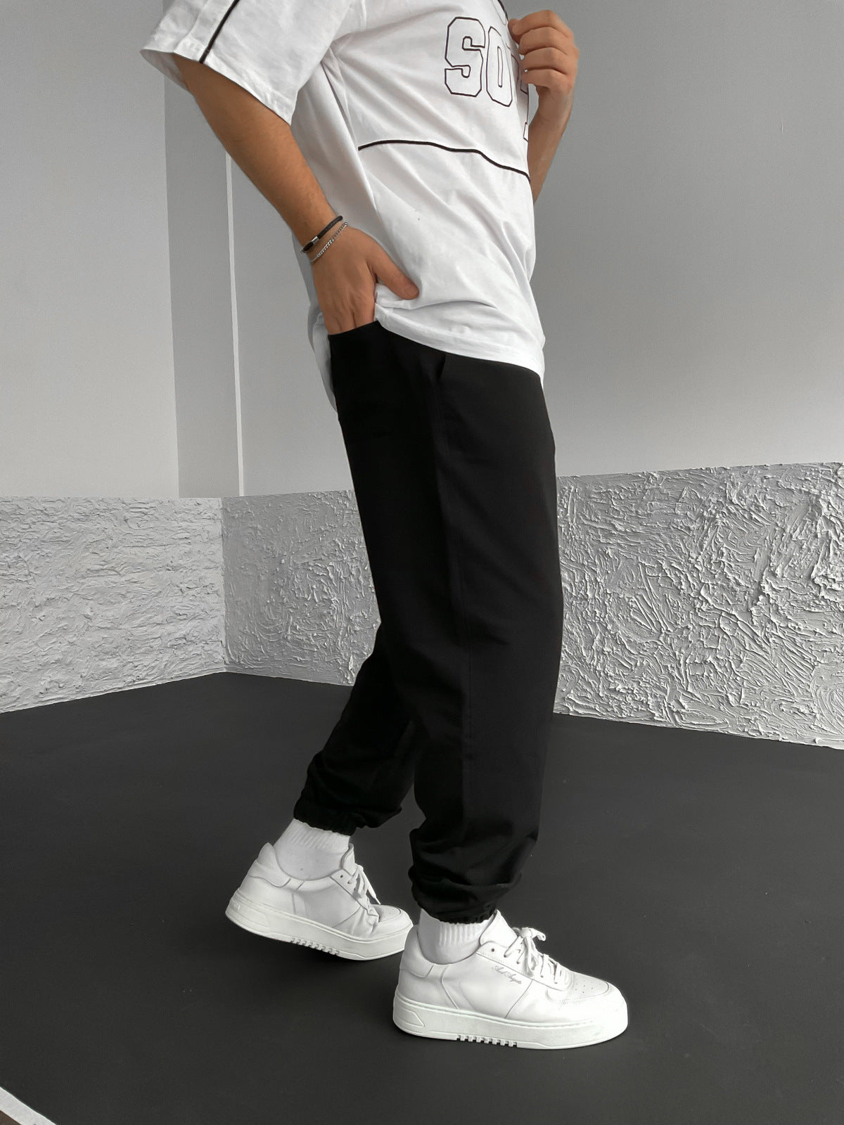 Basic Black Thread Elastic Tracksuit