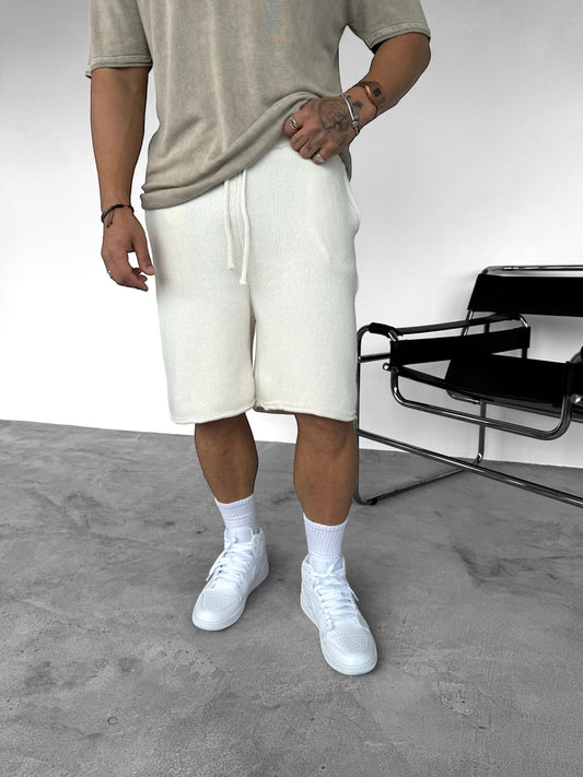 LOOSE TYPE KNITWEAR SHORTS | ECRU