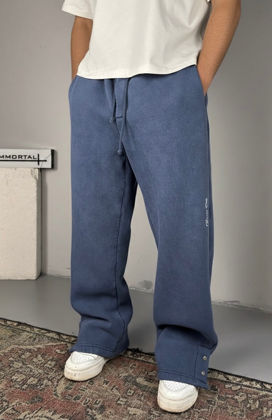 PREMIUM LOOSE CUT BLUE PANTS