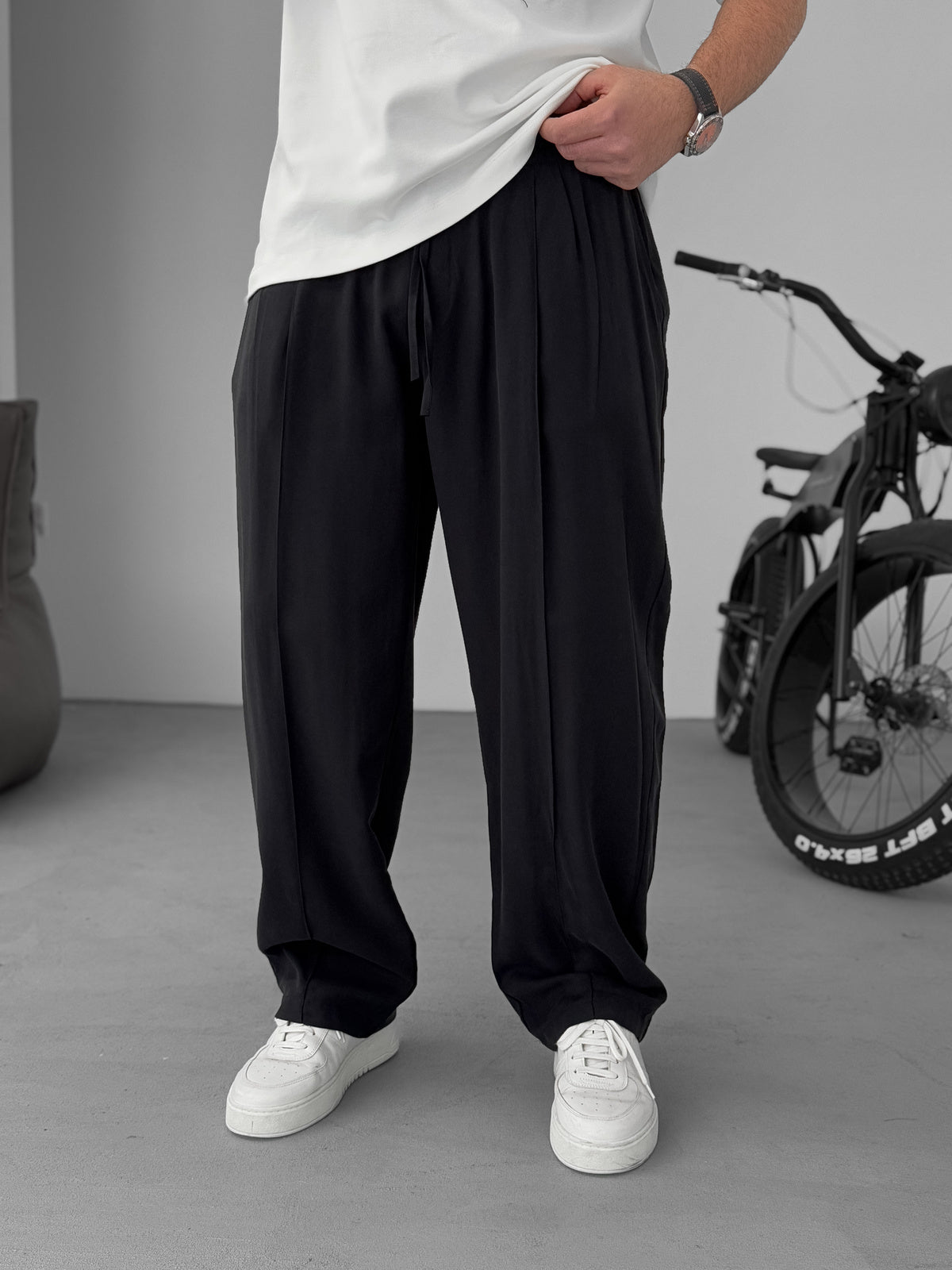 Black Stitched Tencel Fabric Trousers