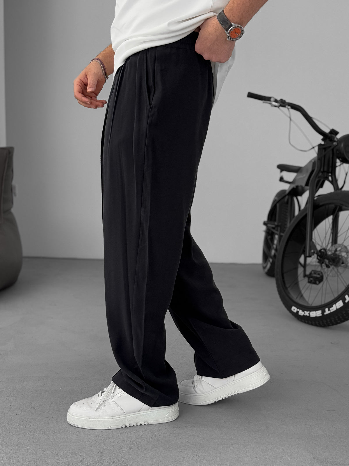 Black Stitched Tencel Fabric Trousers
