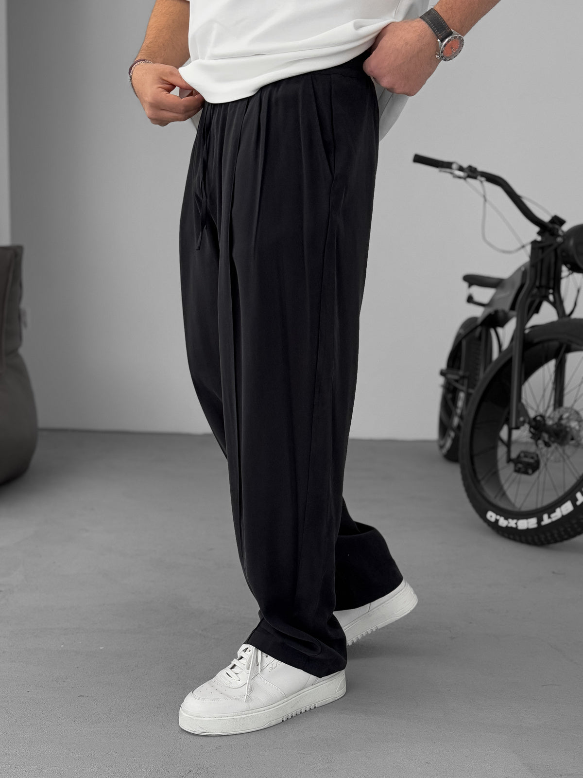 Black Stitched Tencel Fabric Trousers