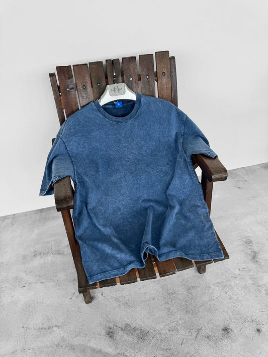 WASHED TWO THREAD TSHIRTS WITH REAR DETAILED • NAVY BLUE