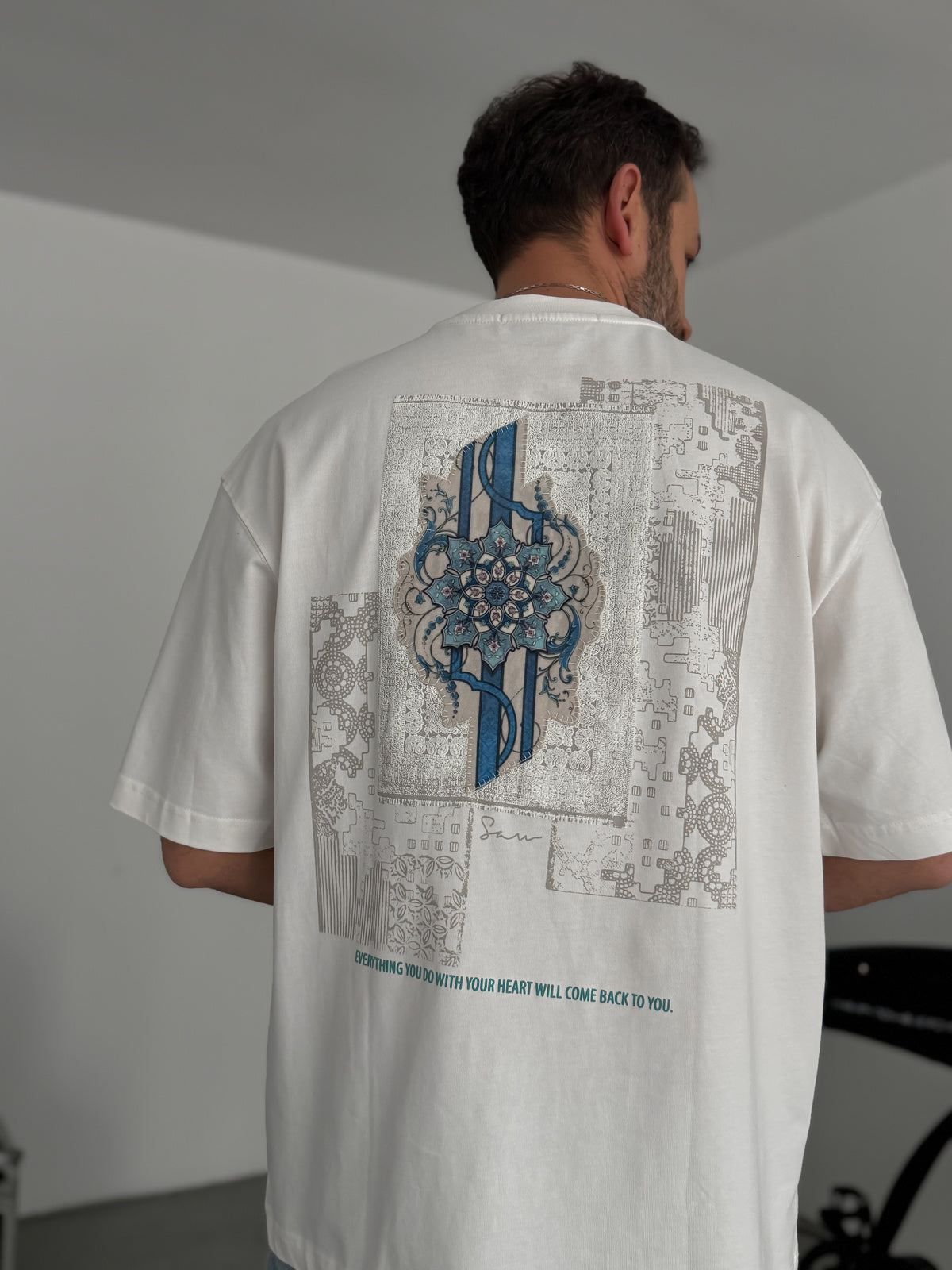 White Oversize T-Shirt with Back Motif Patch