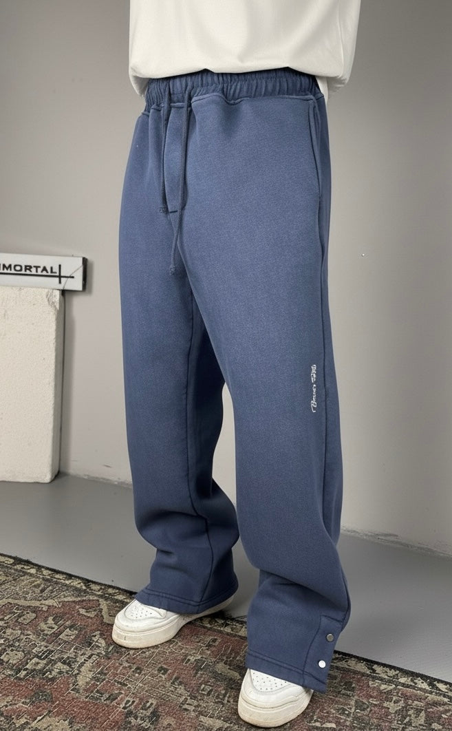 PREMIUM LOOSE CUT BLUE PANTS