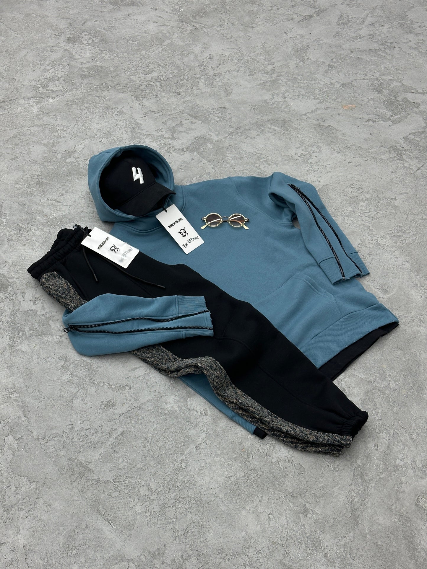 Pull Express à Découpe Laser - Taille S - Noir En Rayon - Neuf Sans étiquettes