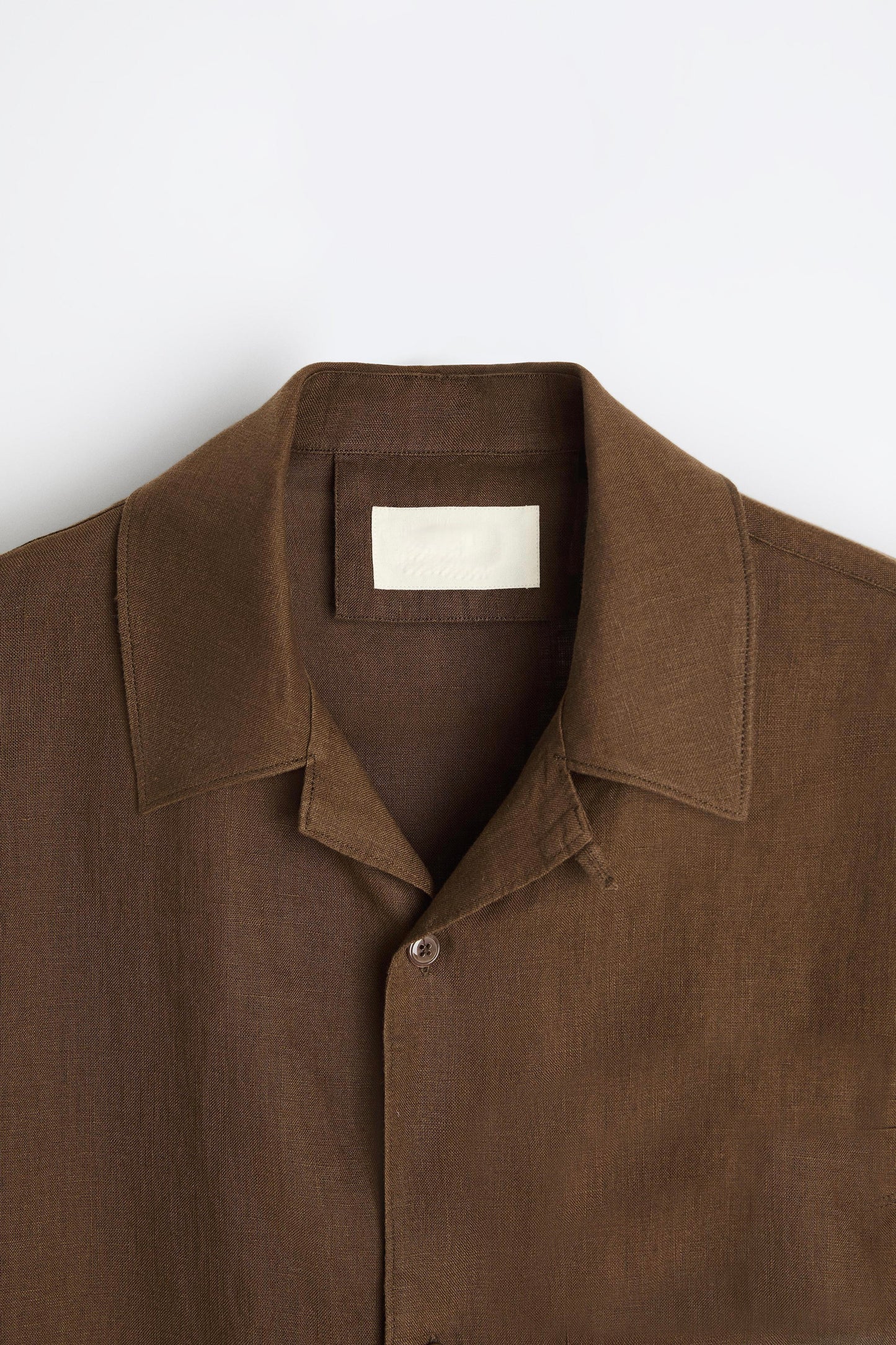 قميص الكتان البني