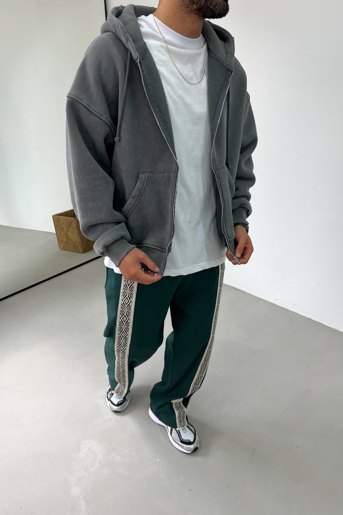 Washable Zippered Oversize Hooded Sweatshirt